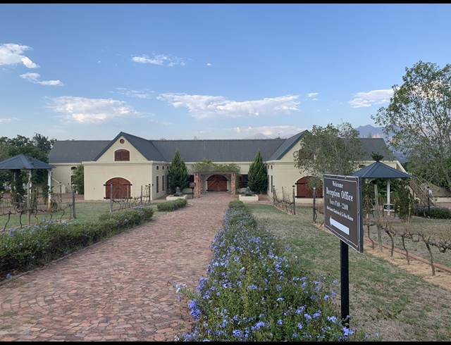 2,646M² BED & BREAKFAST SOLD IN PAARL RURAL